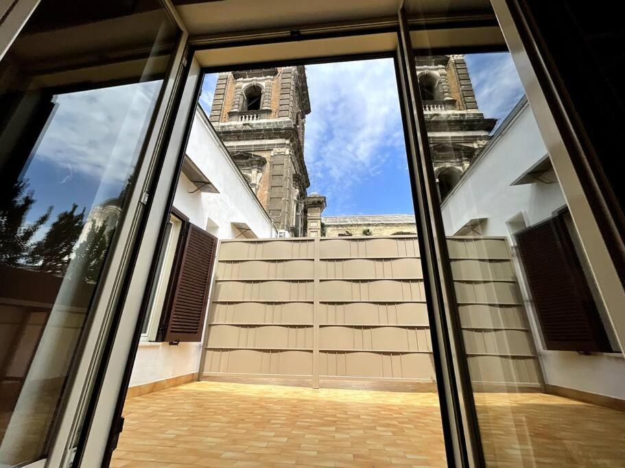 Apartment Attico Ascarelli Terrazzo Privato Metro Duomo Naples
