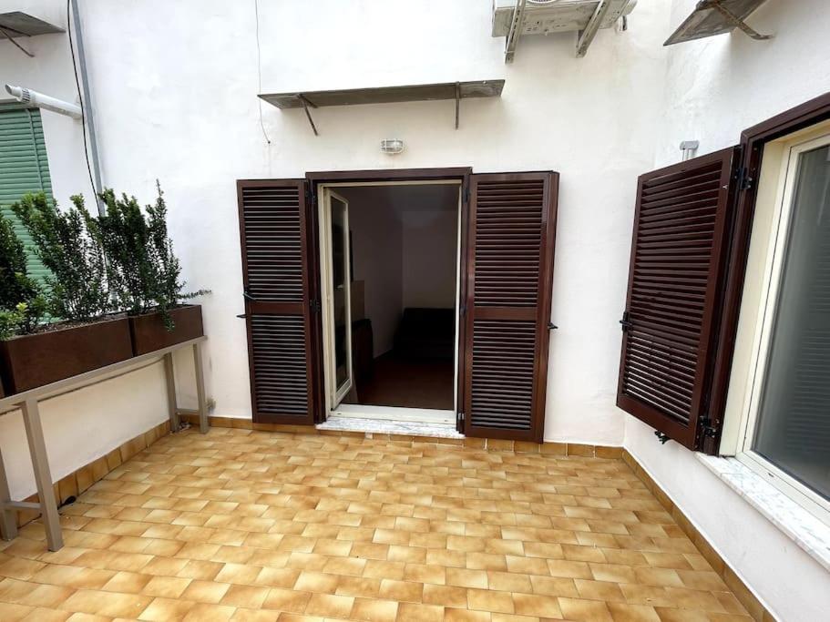Attico Ascarelli Terrazzo Privato Metro Duomo * Naples